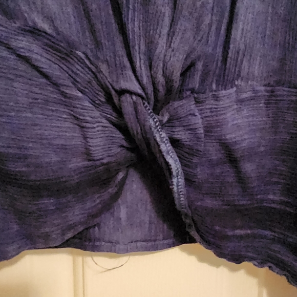 3X Weekend black & blue top - Picture 2 of 6